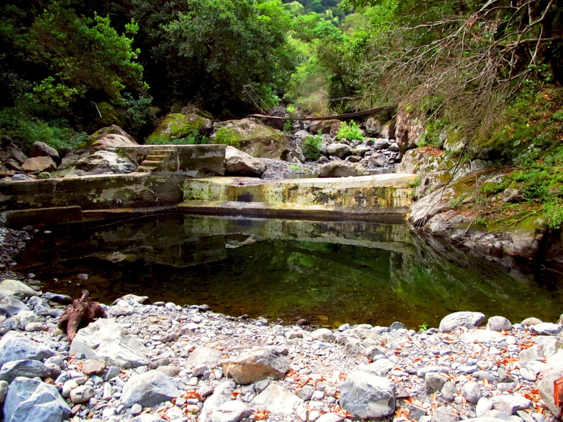 Levada_do_Castelejo_3_jpg.jpg