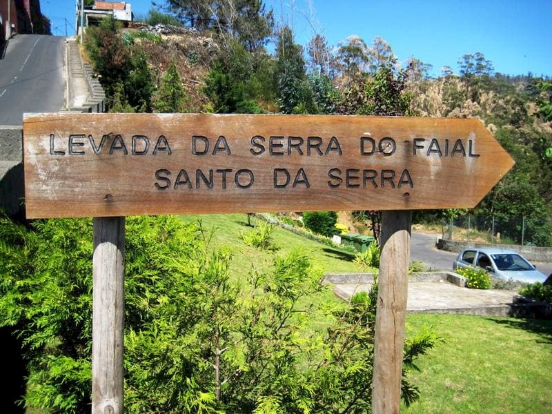 Levada_da_Serra_do_Faial_jpg.jpg